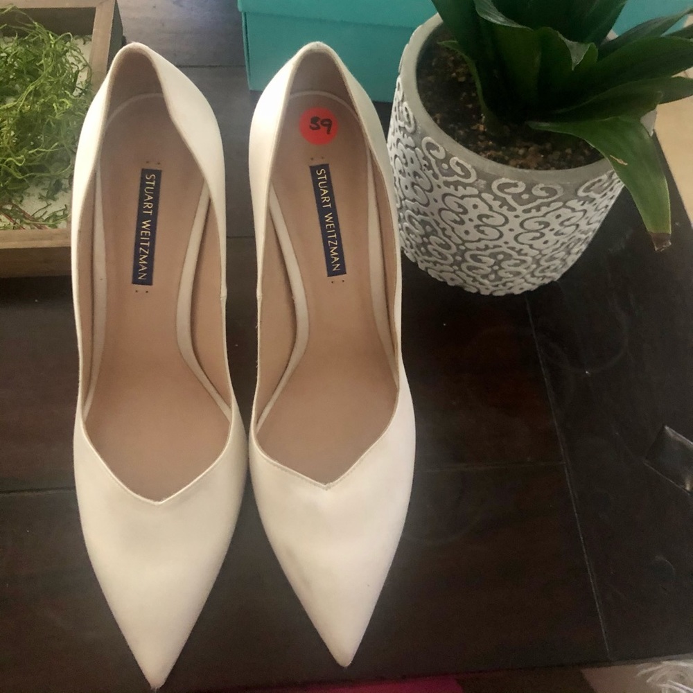 Stuart Weitzman white satin shoes